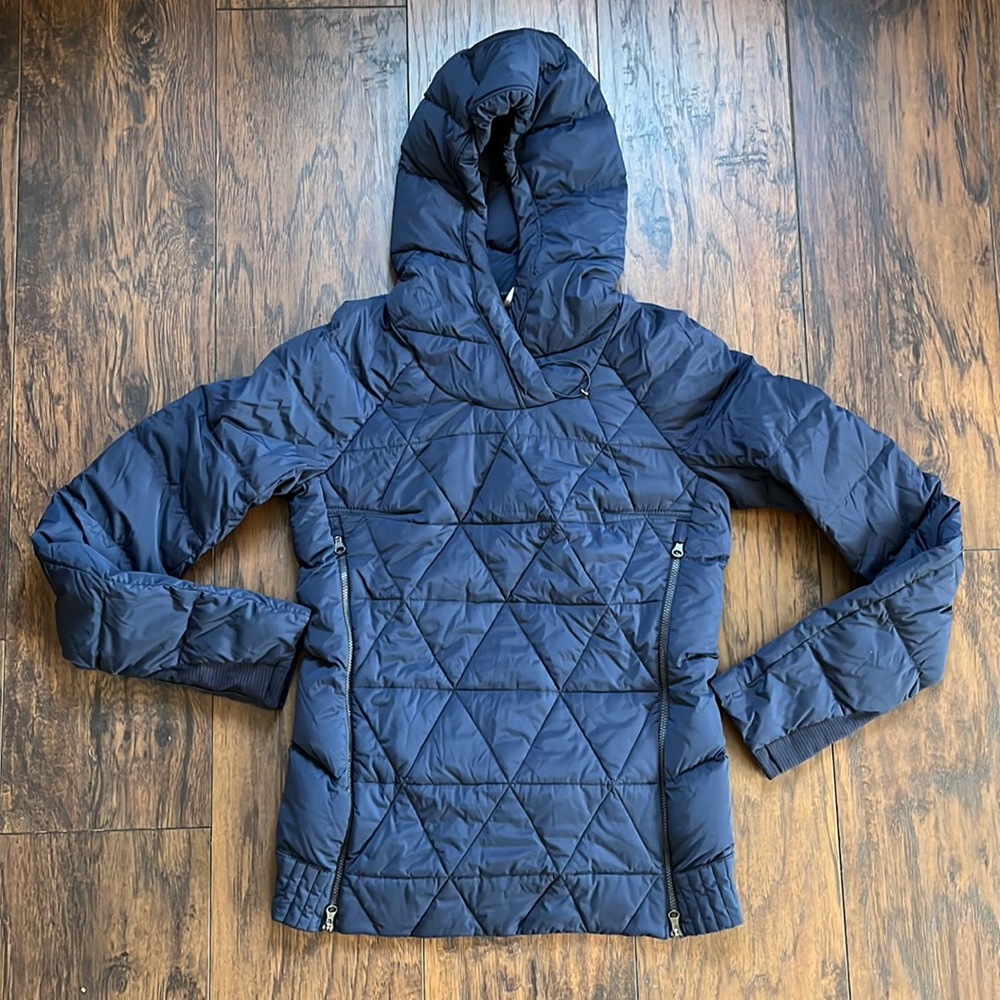 Lululemon Blue Fluffed Up Pullover Jacket